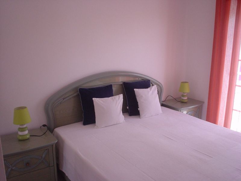 photo 3 Owner direct vacation rental Monte Gordo appartement Algarve  bedroom 1