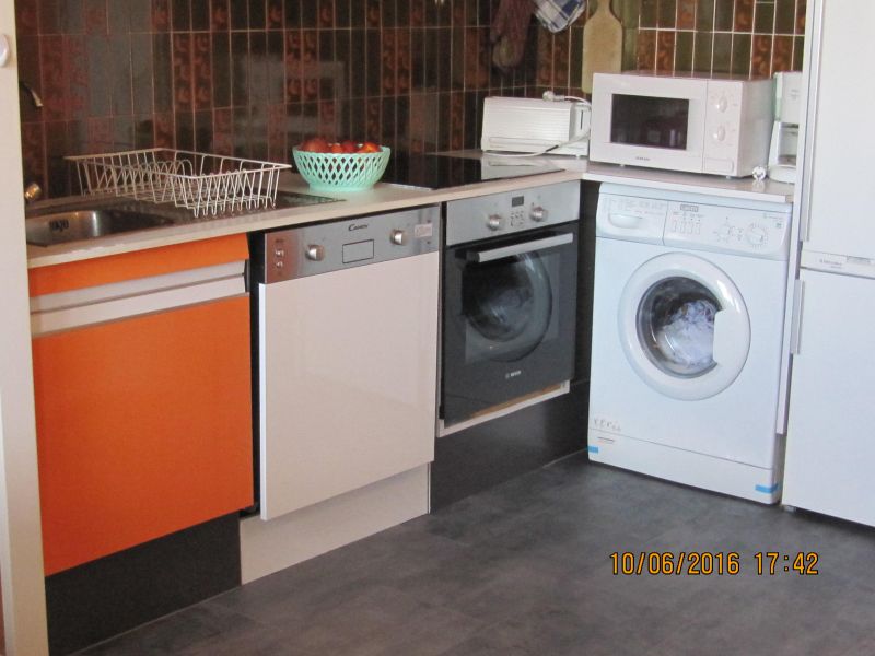 photo 4 Owner direct vacation rental Cassis appartement Provence-Alpes-Cte d'Azur Bouches du Rhne Sep. kitchen