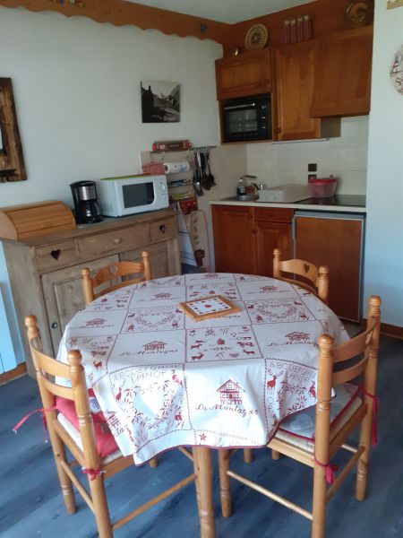 photo 6 Owner direct vacation rental Praz sur Arly studio Rhone-Alps Haute-Savoie Kitchenette