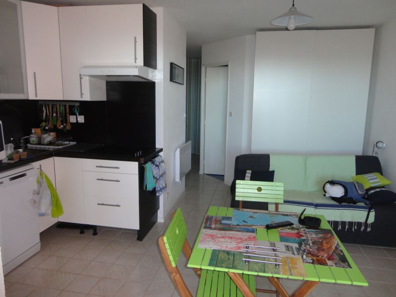 photo 8 Owner direct vacation rental Sete appartement Languedoc-Roussillon Hrault Kitchenette