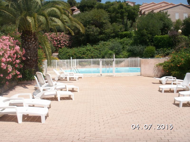photo 11 Owner direct vacation rental Sainte Maxime appartement Provence-Alpes-Cte d'Azur Var Swimming pool