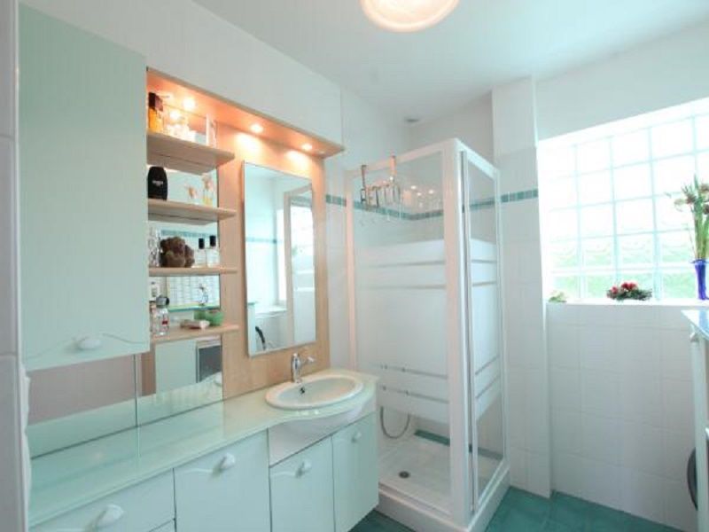 photo 7 Owner direct vacation rental Gouville sur Mer gite Basse-Normandie Manche bathroom 1