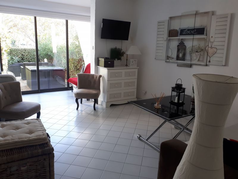 photo 13 Owner direct vacation rental La Grande Motte appartement Languedoc-Roussillon  Sitting room