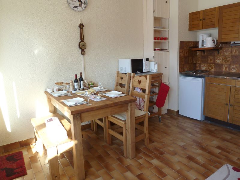 photo 2 Owner direct vacation rental Champagny en Vanoise studio Rhone-Alps Savoie Open-plan kitchen