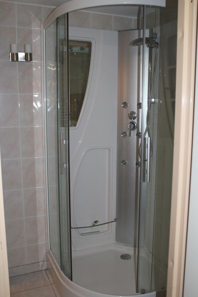 photo 10 Owner direct vacation rental Valras-Plage maison Languedoc-Roussillon  bathroom