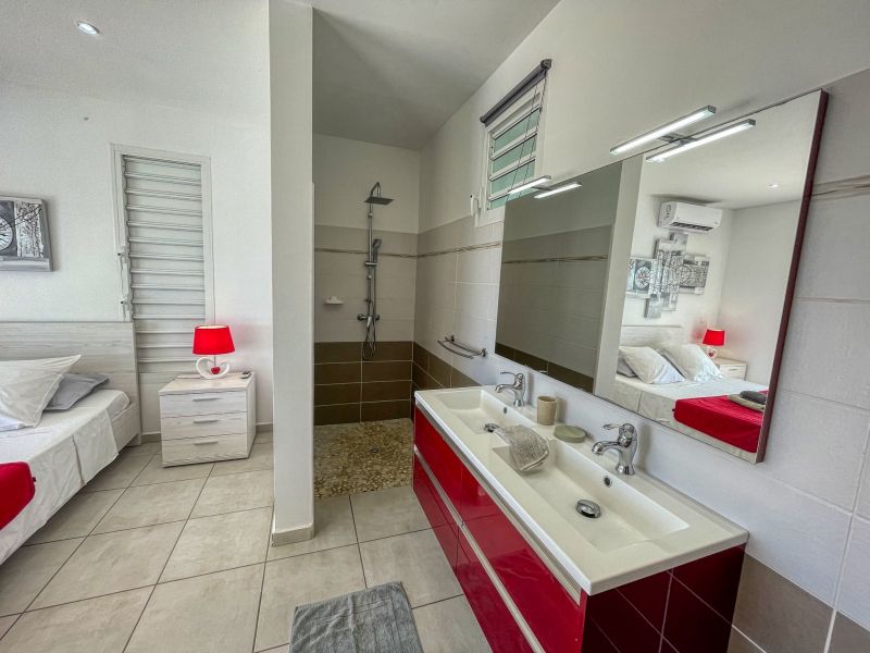 photo 20 Owner direct vacation rental Saint Francois villa Grande Terre  bathroom 1