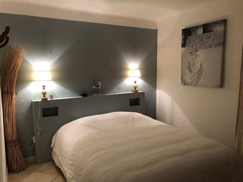 photo 13 Owner direct vacation rental Saint Raphael villa Provence-Alpes-Cte d'Azur Var bedroom 1