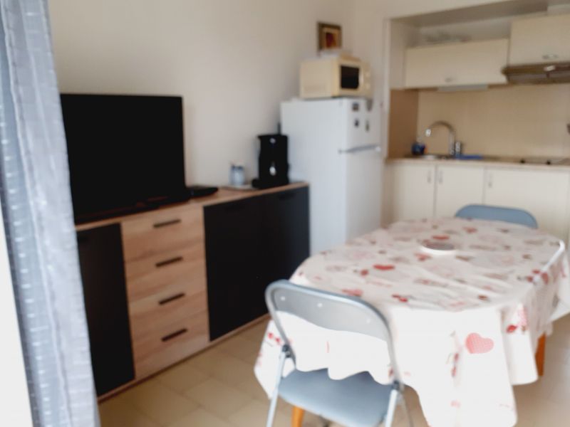 photo 2 Owner direct vacation rental Saint Cyprien Plage studio Languedoc-Roussillon Pyrnes-Orientales Kitchenette