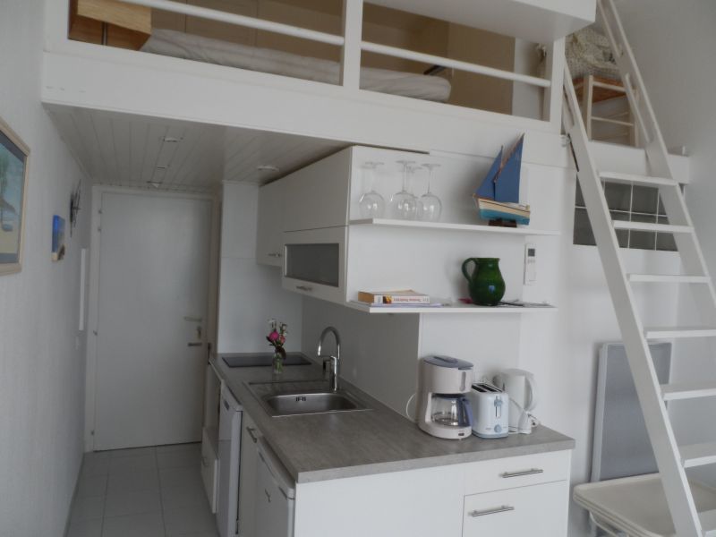 photo 4 Owner direct vacation rental Le Lavandou appartement Provence-Alpes-Cte d'Azur Var Kitchenette