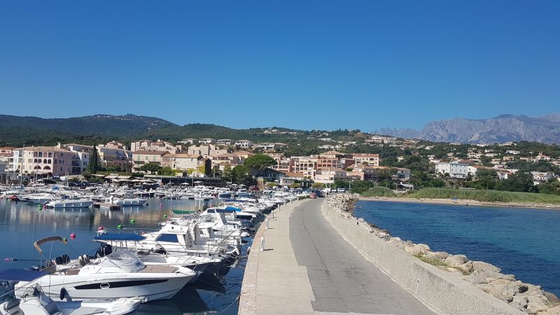 photo 15 Owner direct vacation rental Porto Vecchio appartement Corsica Corse du Sud Surroundings