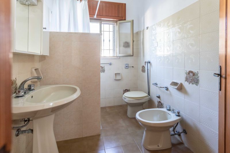 photo 8 Owner direct vacation rental Torre Suda appartement Puglia  bathroom