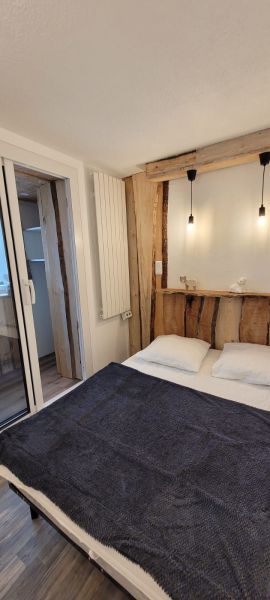 photo 13 Owner direct vacation rental Praz de Lys Sommand appartement Rhone-Alps Haute-Savoie bedroom 1