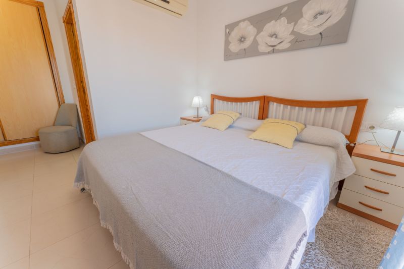 photo 16 Owner direct vacation rental Alicante appartement Valencian Community Alicante (province of) bedroom 1