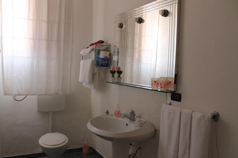 photo 7 Owner direct vacation rental Castellammare del Golfo appartement Sicily Trapani Province bathroom