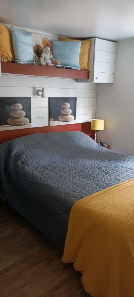 photo 6 Owner direct vacation rental Saint Tropez mobilhome Provence-Alpes-Cte d'Azur Var bedroom 1