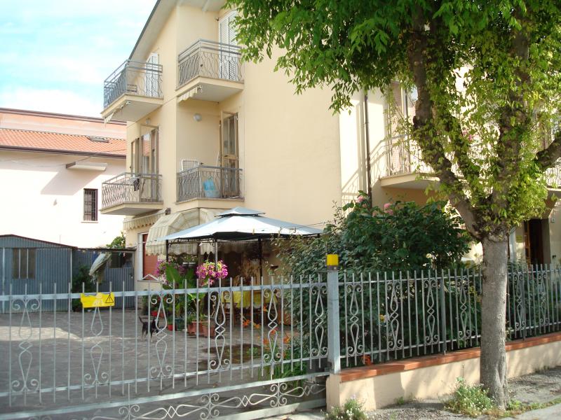 photo 1 Owner direct vacation rental Bellaria Igea Marina appartement Emilia-Romagna Rimini Province Outside view