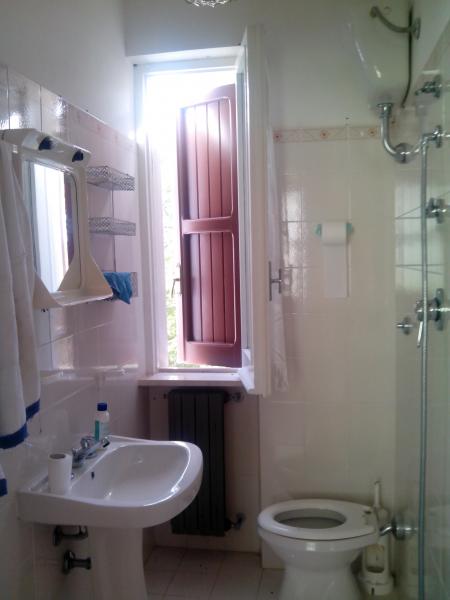 photo 7 Owner direct vacation rental Pescara maison Abruzzo Pescara Province bathroom 1