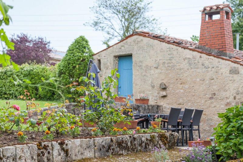 photo 20 Owner direct vacation rental Fontenay-le-Comte gite Pays de la Loire Vende View from terrace