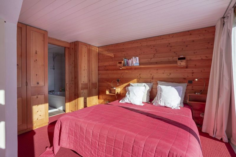 photo 9 Owner direct vacation rental Les Arcs chalet Rhone-Alps Savoie bedroom 1