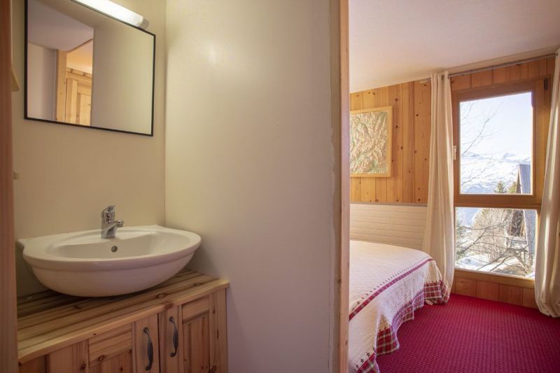 photo 15 Owner direct vacation rental Les Arcs chalet Rhone-Alps Savoie bedroom 3