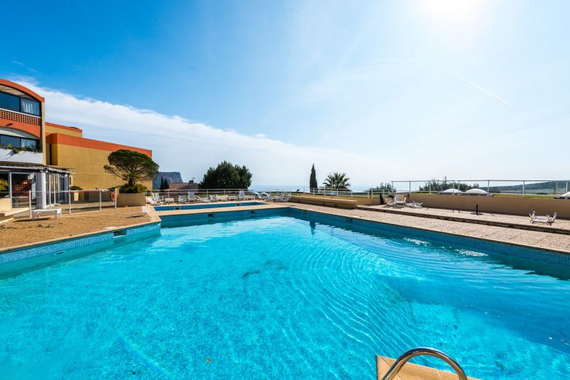 photo 13 Owner direct vacation rental Cassis appartement Provence-Alpes-Cte d'Azur Bouches du Rhne Swimming pool