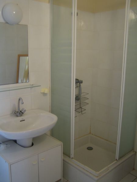 photo 17 Owner direct vacation rental Argeles sur Mer maison Languedoc-Roussillon Pyrnes-Orientales Washing facilities