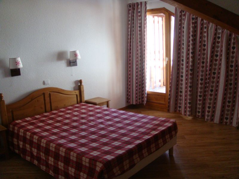 photo 8 Owner direct vacation rental Puy Saint Vincent appartement Provence-Alpes-Cte d'Azur Hautes-Alpes bedroom 1