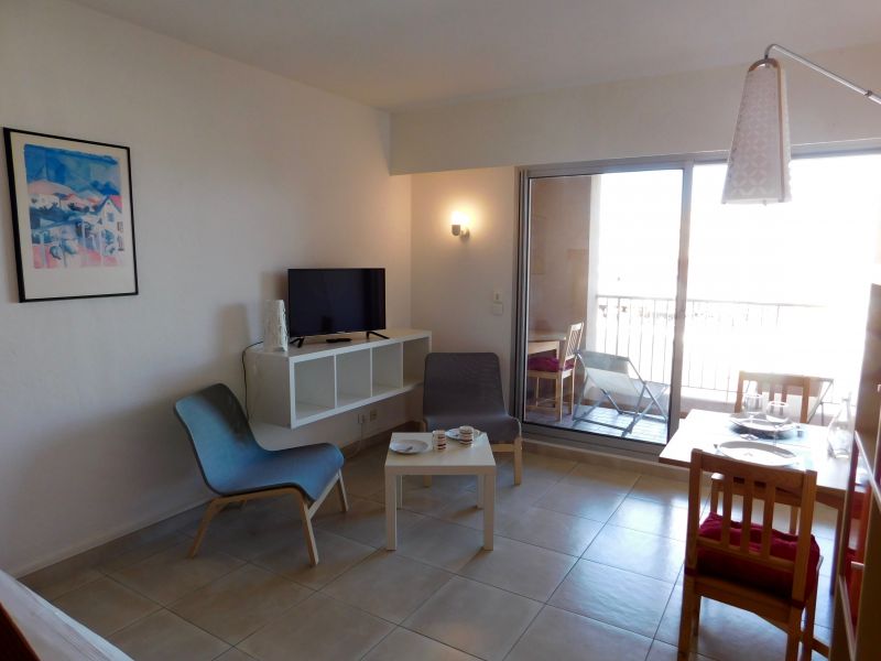 photo 6 Owner direct vacation rental Hyres studio Provence-Alpes-Cte d'Azur Var Living room