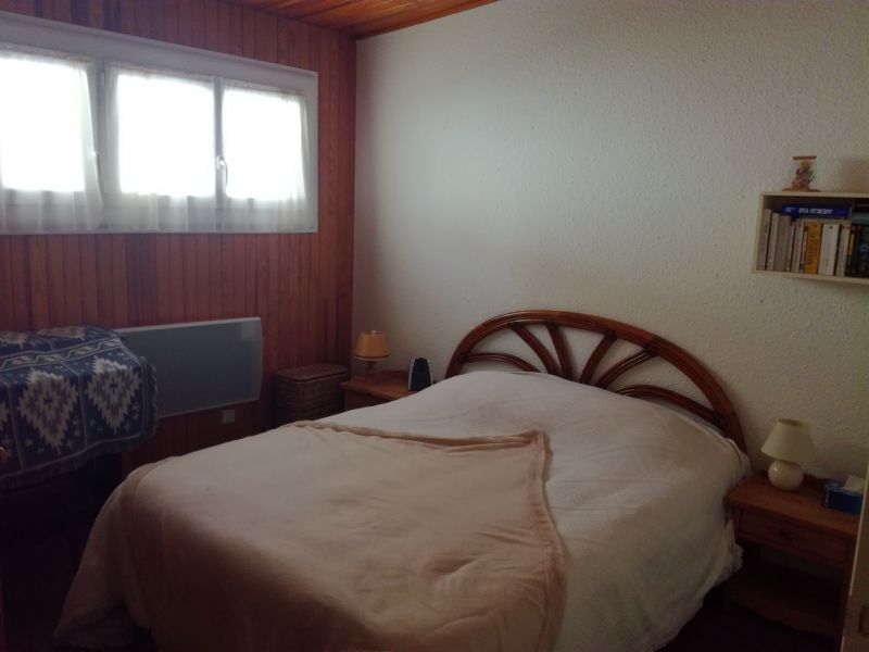 photo 2 Owner direct vacation rental Orcires Merlette appartement Provence-Alpes-Cte d'Azur Hautes-Alpes bedroom 1
