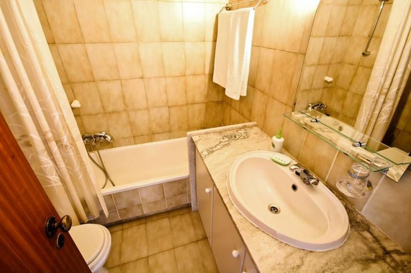 photo 9 Owner direct vacation rental Lagos appartement Algarve  bathroom