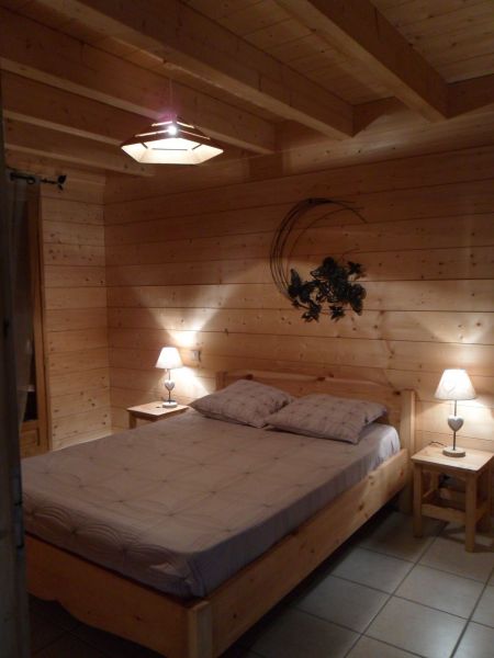 photo 18 Owner direct vacation rental Ancelle chalet Provence-Alpes-Cte d'Azur Hautes-Alpes bedroom 1