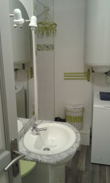 photo 8 Owner direct vacation rental Fort Mahon appartement Picardy Somme Washing facilities