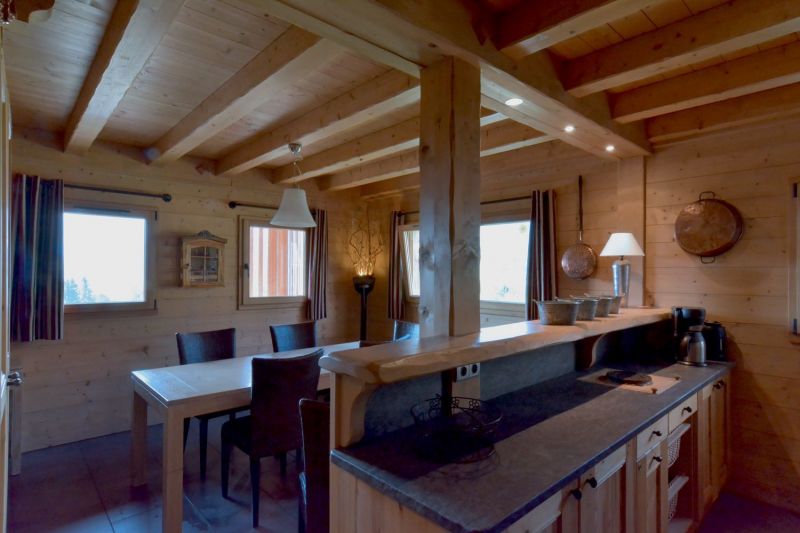 photo 14 Owner direct vacation rental Samons chalet Rhone-Alps Haute-Savoie Open-plan kitchen