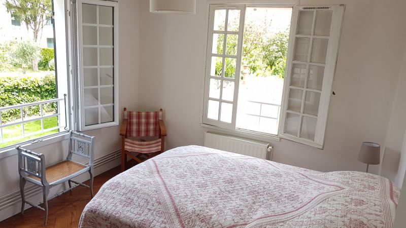 photo 14 Owner direct vacation rental Surgres villa Poitou-Charentes Charente-Maritime bedroom 1