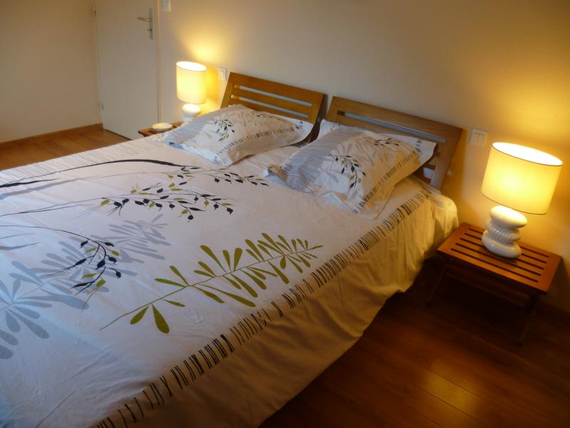 photo 7 Owner direct vacation rental Roscoff appartement Brittany Finistre bedroom 1