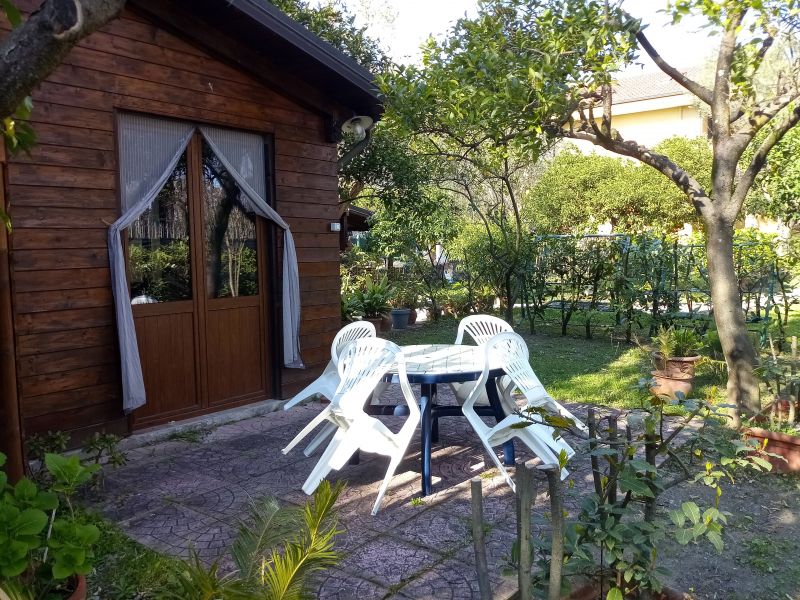 photo 2 Owner direct vacation rental Policastro Bussentino bungalow Campania Salerne Province Courtyard