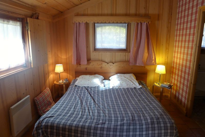 photo 11 Owner direct vacation rental Les Contamines Montjoie chalet Rhone-Alps Haute-Savoie bedroom 1