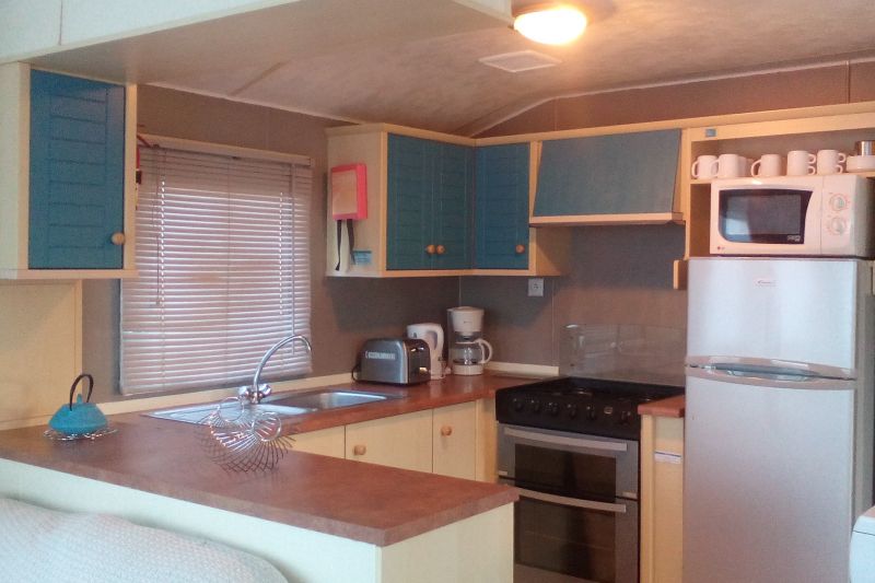 photo 0 Owner direct vacation rental Les Mathes mobilhome Poitou-Charentes Charente-Maritime Kitchenette