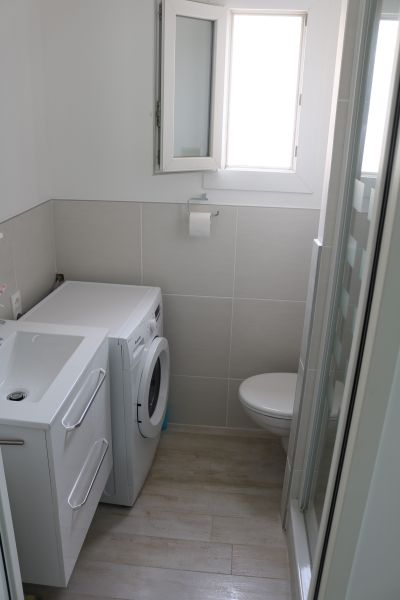photo 17 Owner direct vacation rental Palavas-les-Flots appartement Languedoc-Roussillon Hrault Washing facilities