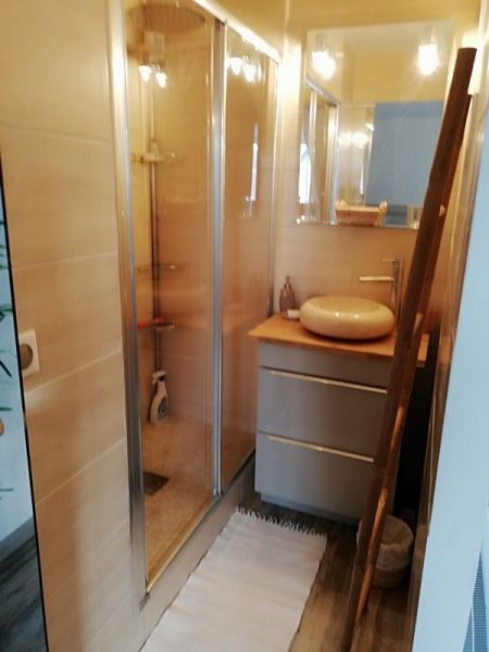 photo 19 Owner direct vacation rental Cabourg appartement Basse-Normandie Calvados Washing facilities 1