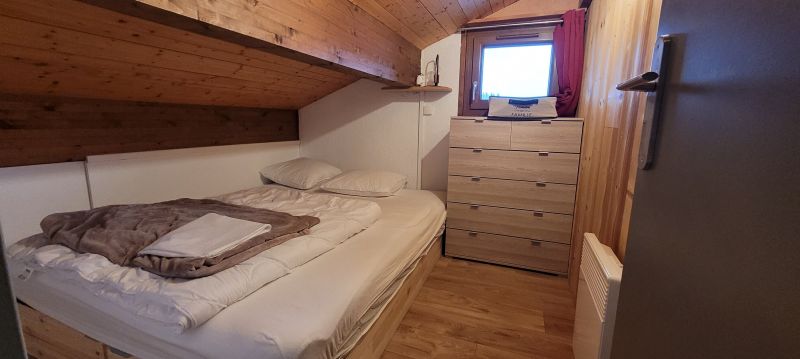 photo 15 Owner direct vacation rental Praz de Lys Sommand appartement Rhone-Alps Haute-Savoie bedroom 1