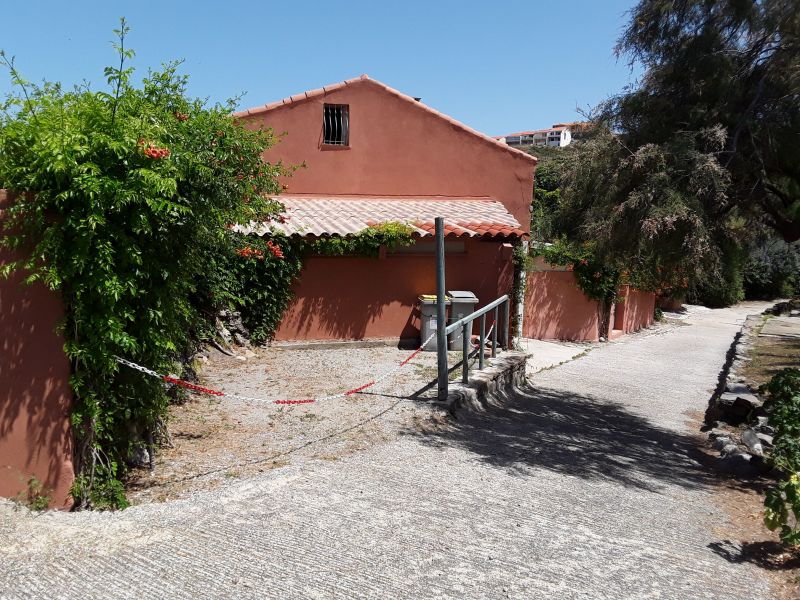 photo 18 Owner direct vacation rental Collioure bungalow Languedoc-Roussillon Pyrnes-Orientales Parking