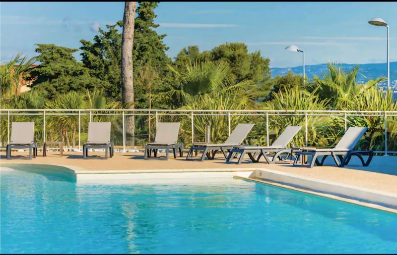 photo 18 Owner direct vacation rental Six Fours Les Plages appartement Provence-Alpes-Cte d'Azur