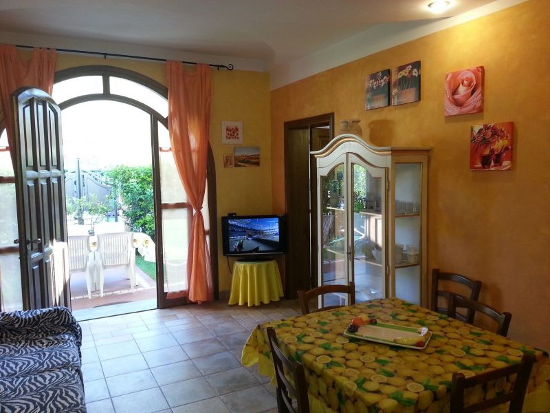 photo 11 Owner direct vacation rental Marina di Massa appartement