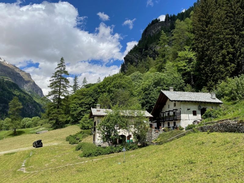 photo 18 Owner direct vacation rental Gressoney Saint Jean appartement Aosta Valley Aosta Province Outside view