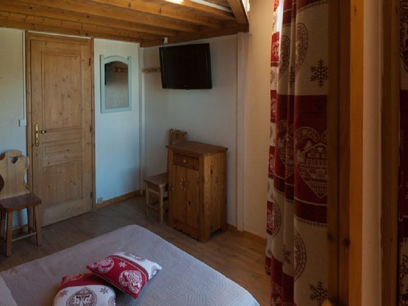 photo 13 Owner direct vacation rental Les Menuires appartement Rhone-Alps  bedroom 1