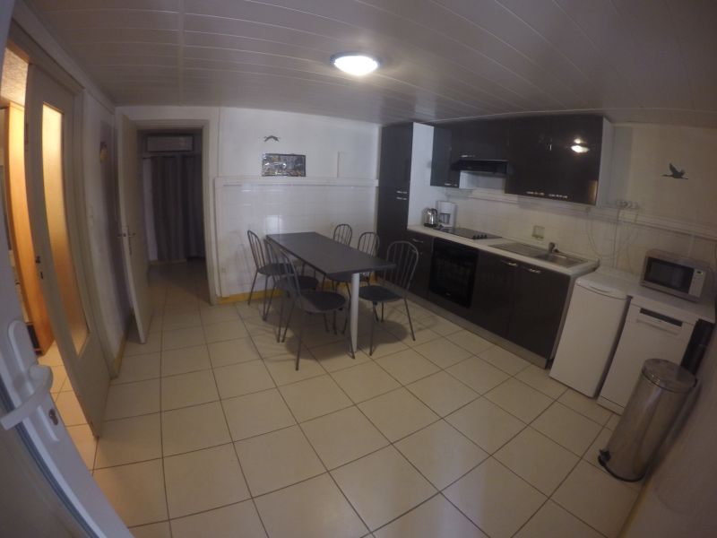 photo 26 Owner direct vacation rental Cavalaire-sur-Mer appartement Provence-Alpes-Cte d'Azur Var Sep. kitchen