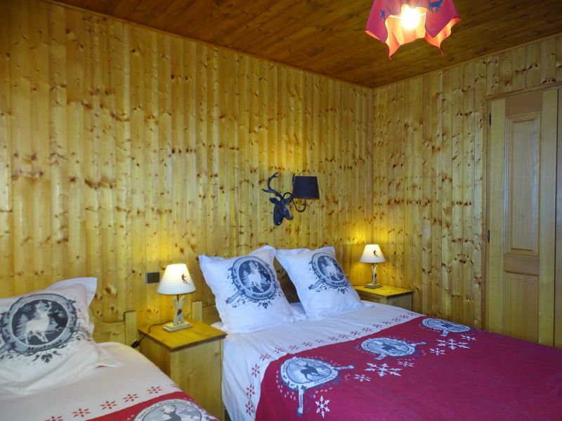 photo 12 Owner direct vacation rental Les Gets chalet Rhone-Alps Haute-Savoie bedroom 1