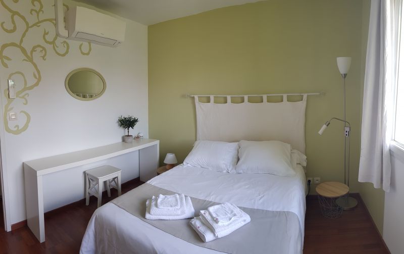 photo 6 Owner direct vacation rental Ares villa Aquitaine Gironde bedroom 1