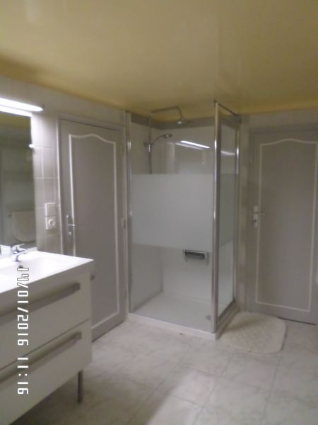 photo 12 Owner direct vacation rental Avignon appartement Provence-Alpes-Cte d'Azur Vaucluse Washing facilities